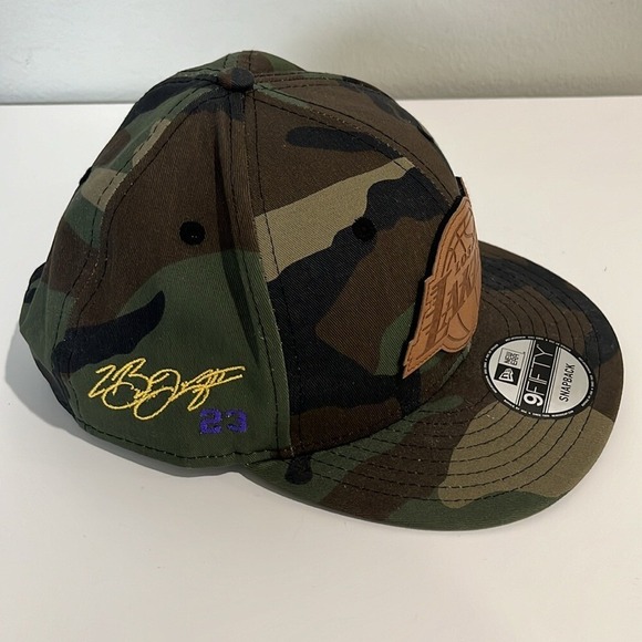 New Era 9FIFTY‎ Los Angeles Lakers Camouflage Snapback Leather Logo Basketball - Picture 2 of 7